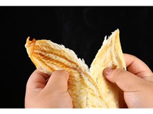 鳕鱼片上偶见银色的黑点是不是变质发霉了？